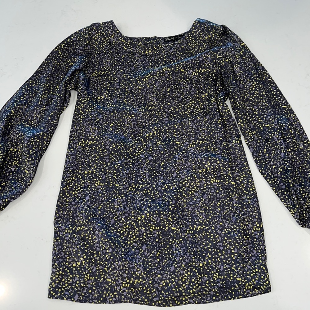 Elizabeth and James Gray Yellow Speckled Print Long Sleeve Dress